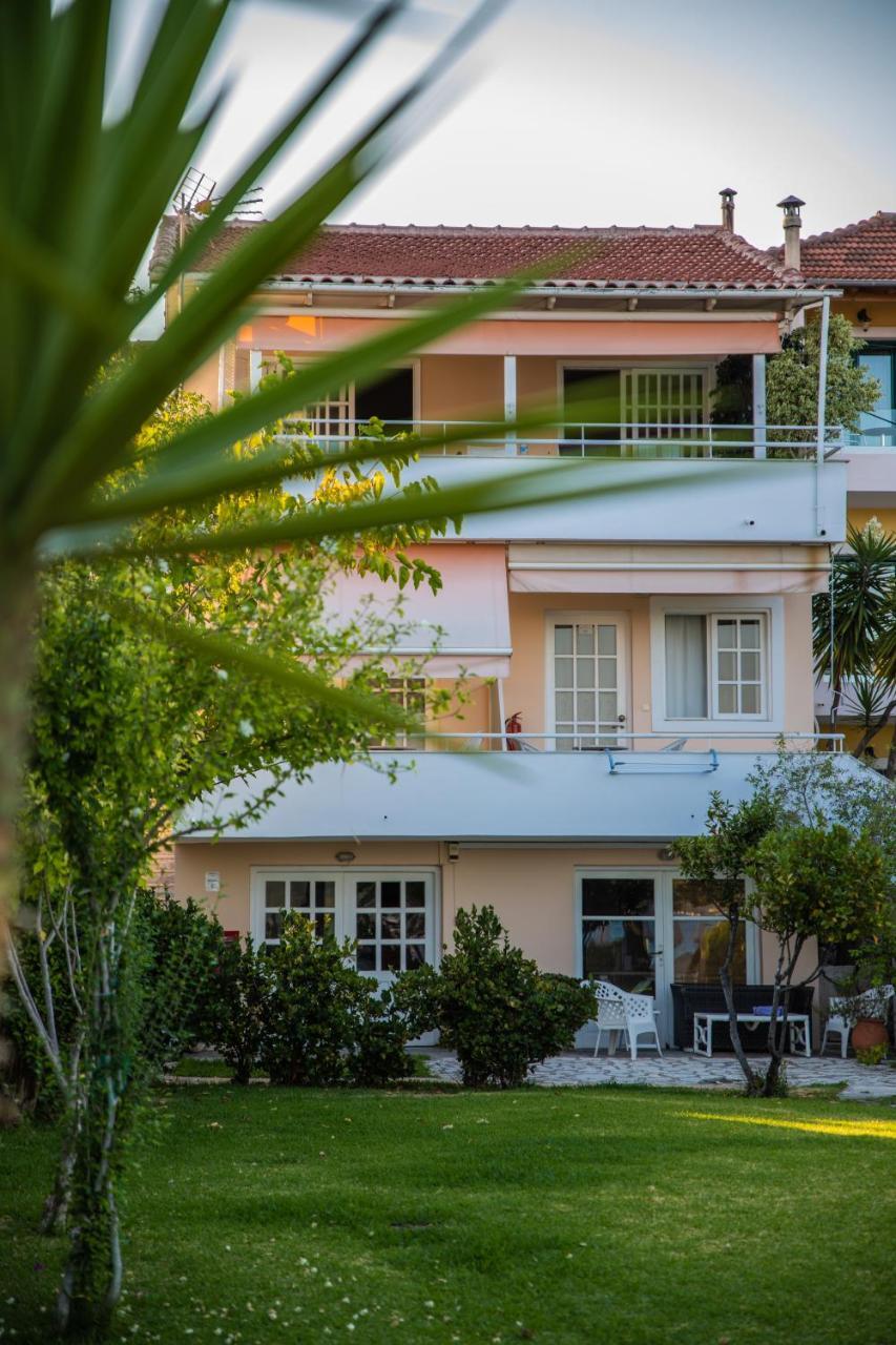 Elati Beach Aparthotel Nydri  Esterno foto