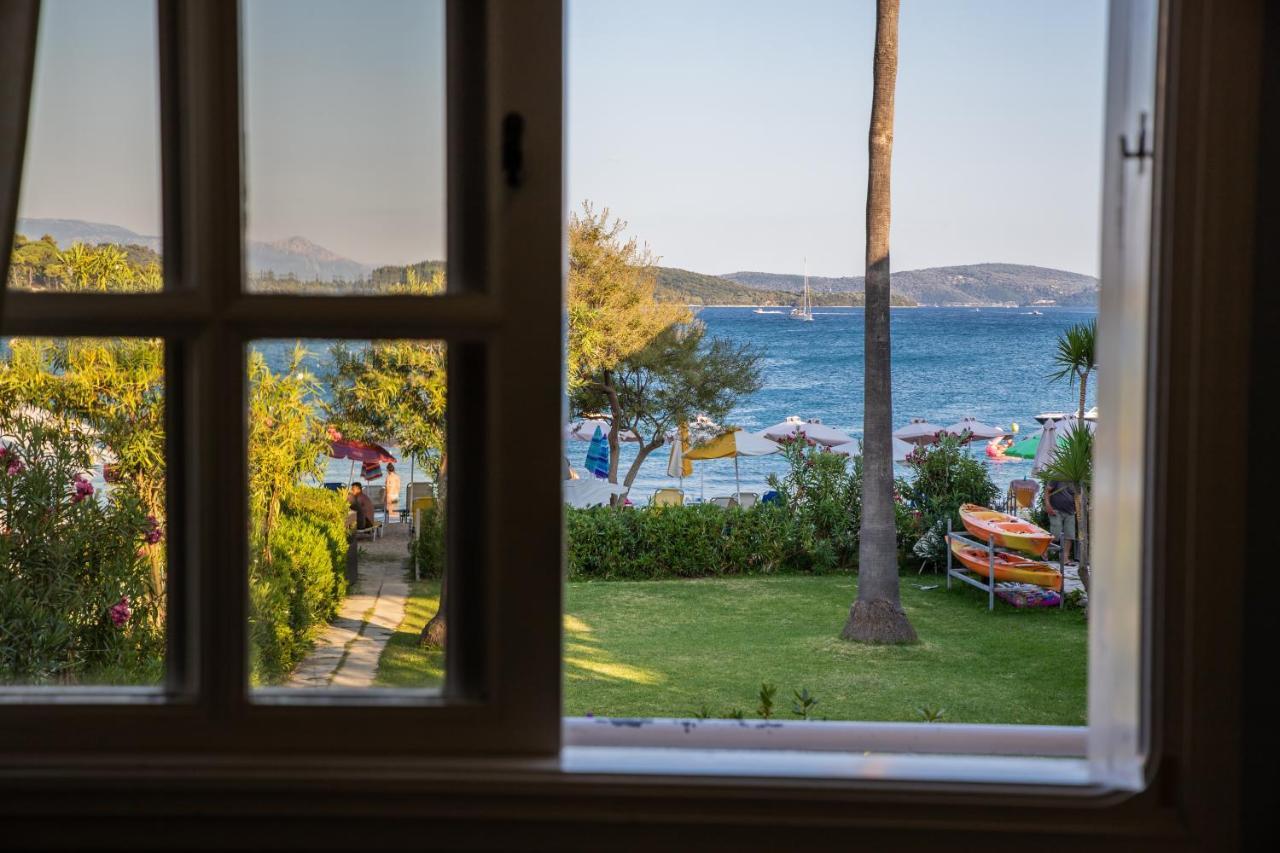 Elati Beach Aparthotel Nydri  Esterno foto