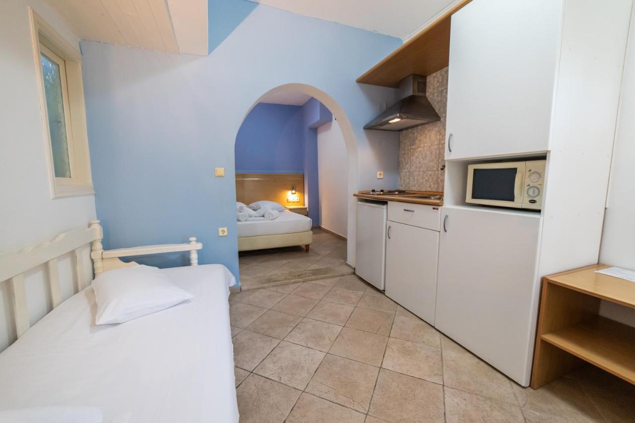 Elati Beach Aparthotel Nydri  Esterno foto